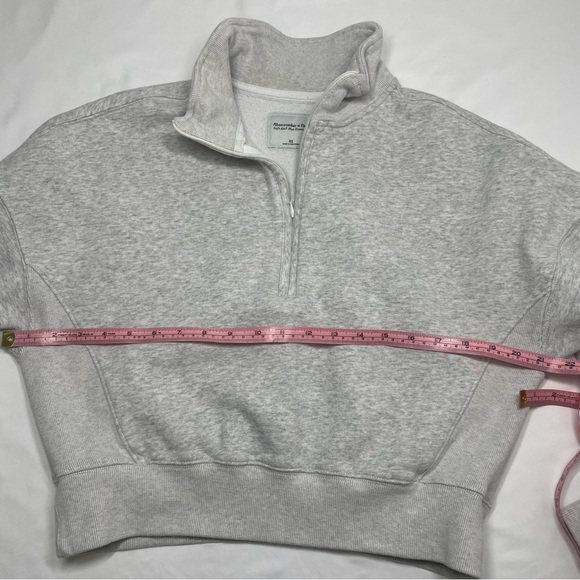 Abercrombie & Fitch Soft A&F Max Essentials Half-Zip Pullover Sweatshirt - Picture 5 of 7